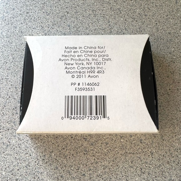 Avon Beaded Chic Charm bracelet Romance NIB NWT pearl butterfly rose stretch Y2K - Picture 11 of 12